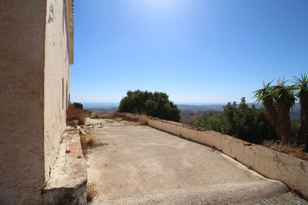 3 Bed Townhouse for sale in Mijas Costa Del Sol, Málaga, Spain