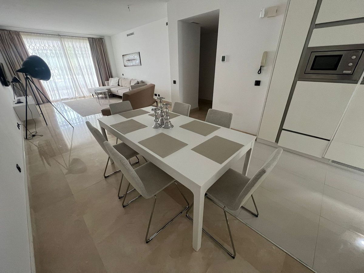 Se vende Apartamento Planta Baja de 2 dormitorios en Costa Del Sol, Málaga, España