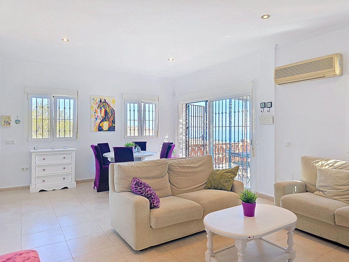 3 Bed Townhouse for sale in Arenas Costa Del Sol East, Málaga, Spain