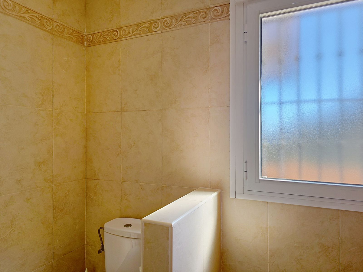 3 Bed Townhouse for sale in Arenas Costa Del Sol East, Málaga, Spain