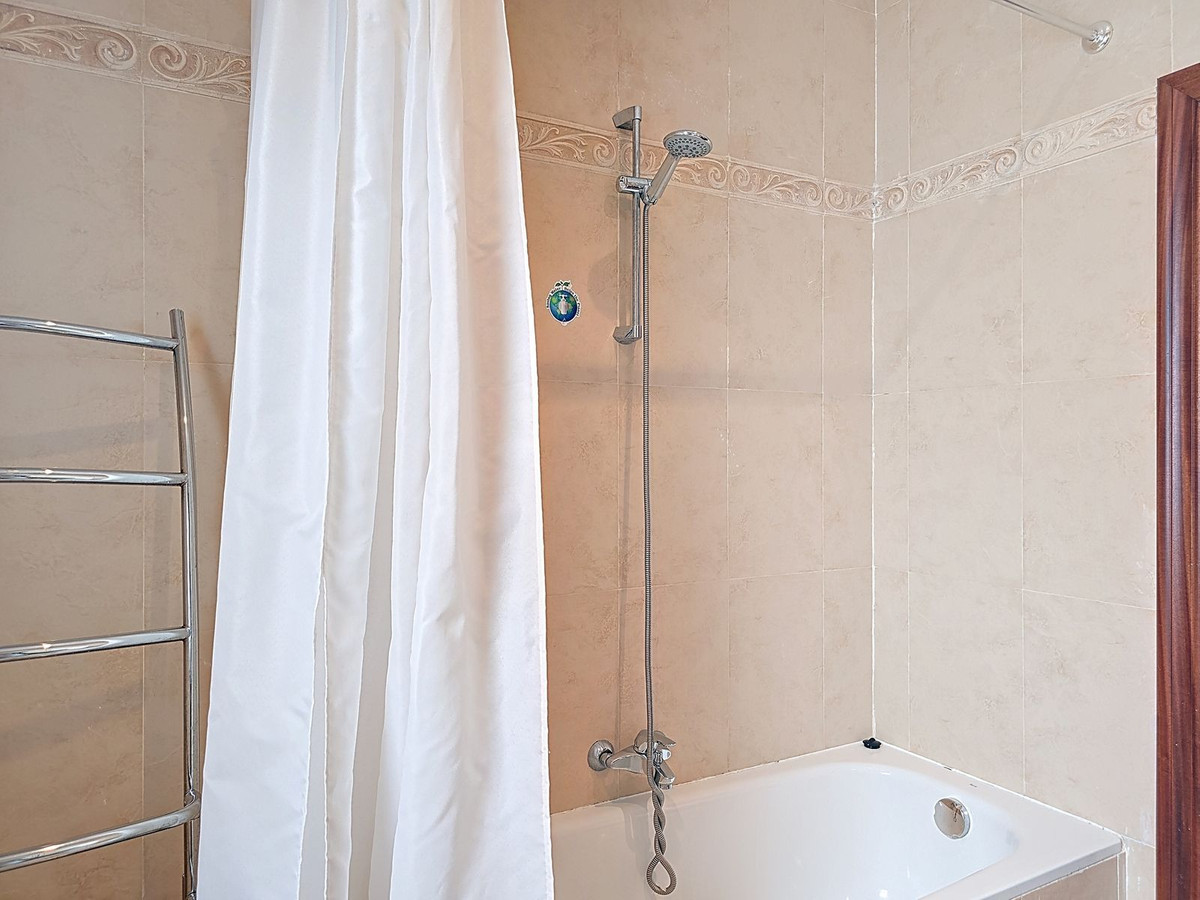 3 Bed Townhouse for sale in Arenas Costa Del Sol East, Málaga, Spain