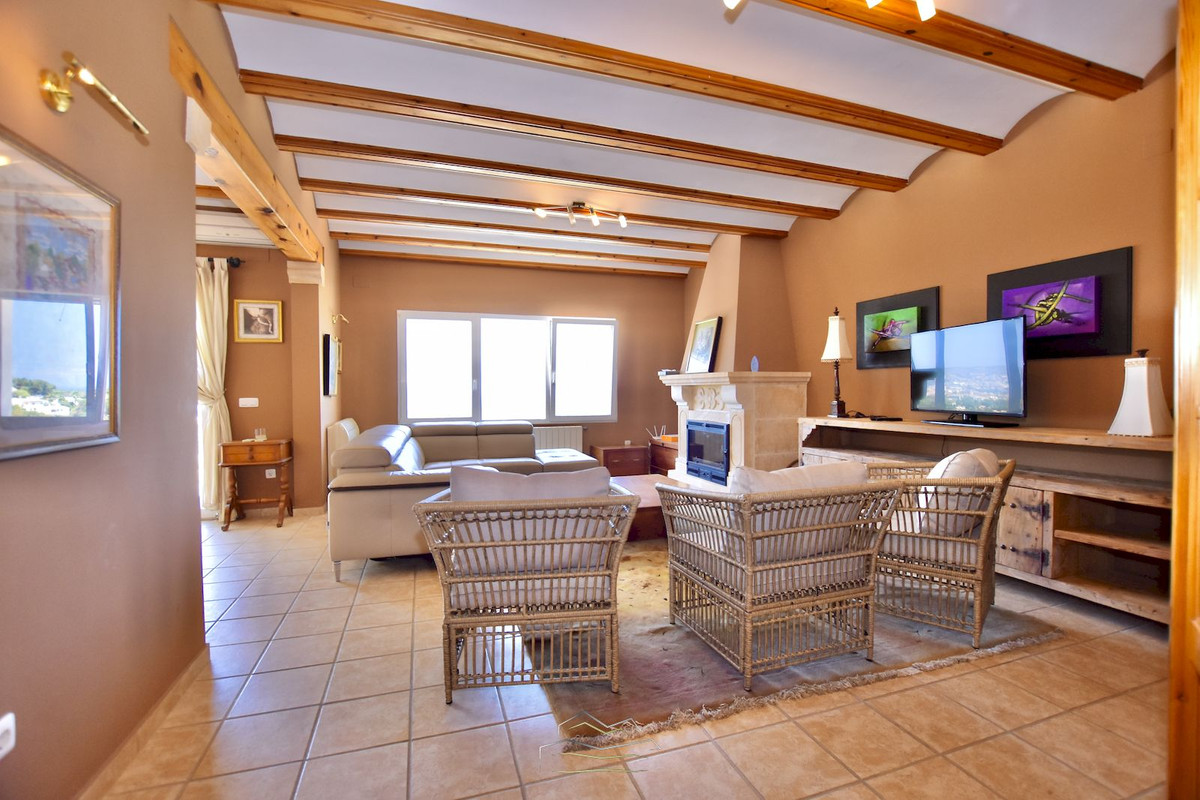 6 Bed Townhouse for sale in Javea Costa Blanca, Alicante, Spain