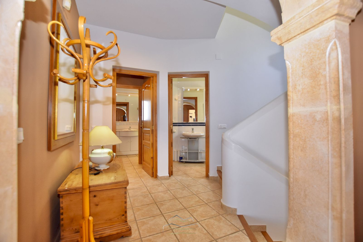 6 Bed Townhouse for sale in Javea Costa Blanca, Alicante, Spain