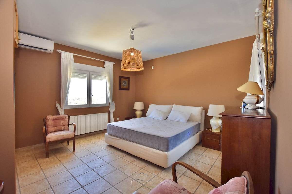 6 Bed Townhouse for sale in Javea Costa Blanca, Alicante, Spain