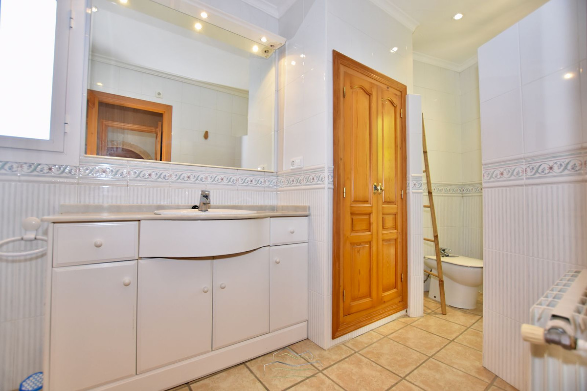 6 Bed Townhouse for sale in Javea Costa Blanca, Alicante, Spain