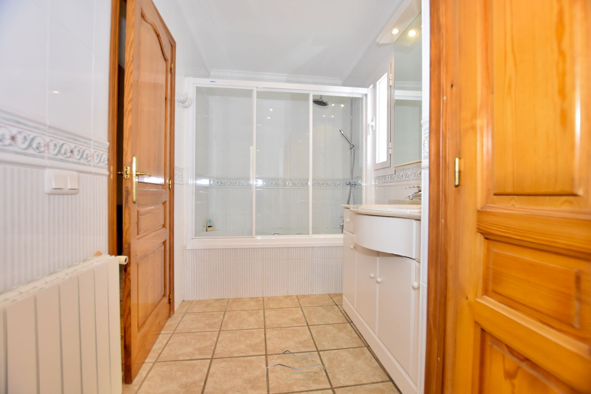 6 Bed Townhouse for sale in Javea Costa Blanca, Alicante, Spain