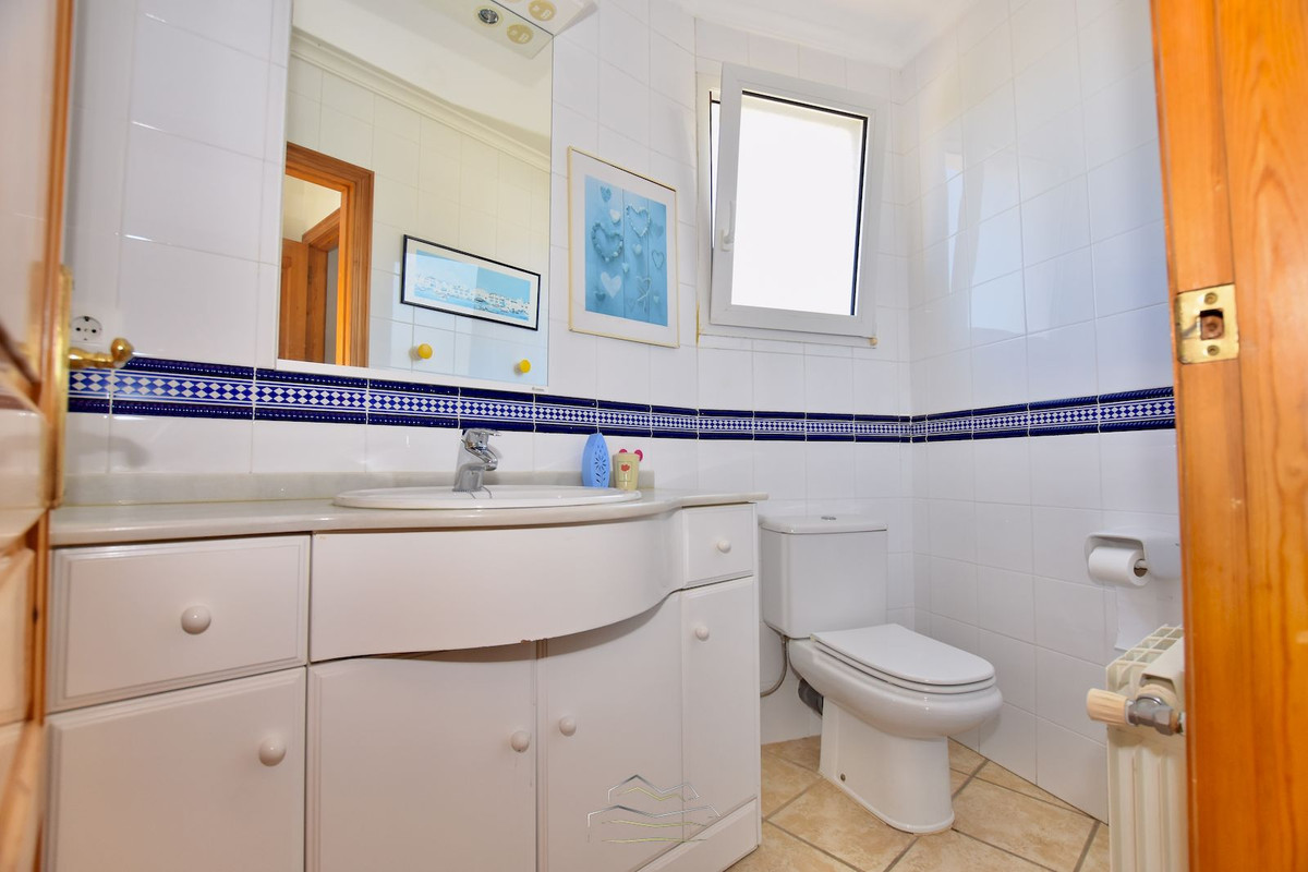 6 Bed Townhouse for sale in Javea Costa Blanca, Alicante, Spain
