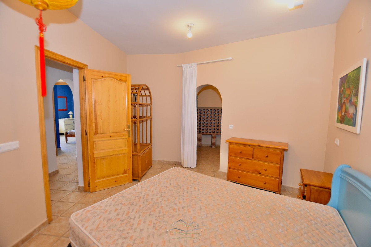 6 Bed Townhouse for sale in Javea Costa Blanca, Alicante, Spain