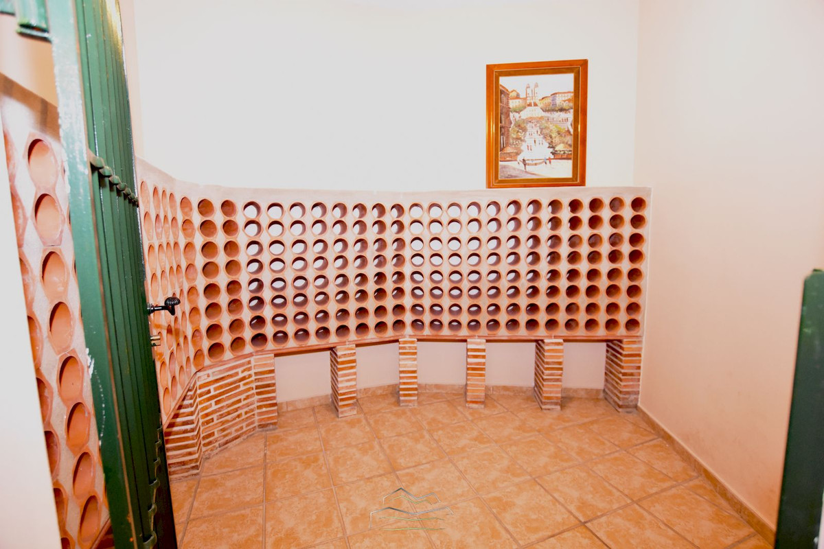 6 Bed Townhouse for sale in Javea Costa Blanca, Alicante, Spain