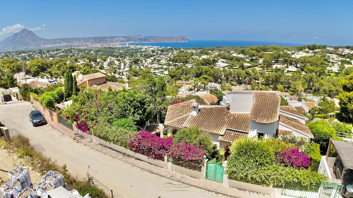 6 Bed Townhouse for sale in Javea Costa Blanca, Alicante, Spain