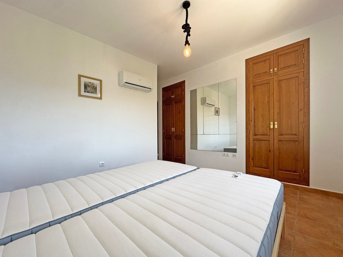 Se vende Villa - Chalet de 3 dormitorios en Costa Blanca, Alicante, España
