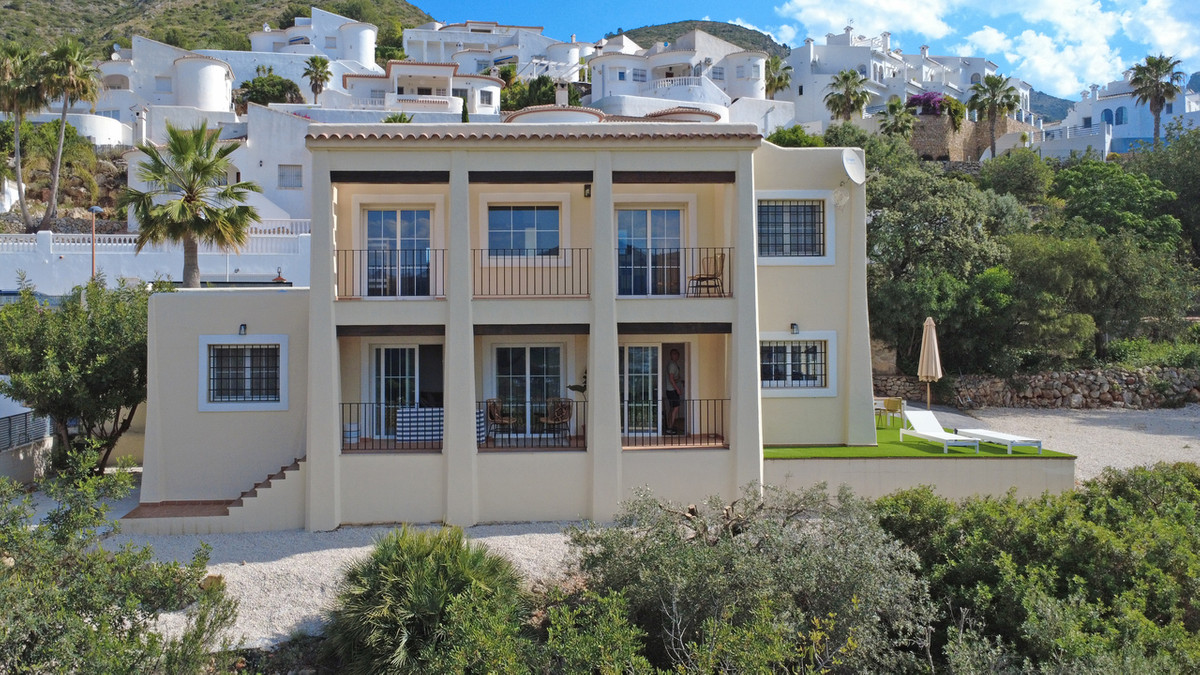 Se vende Villa - Chalet de 3 dormitorios en Costa Blanca, Alicante, España