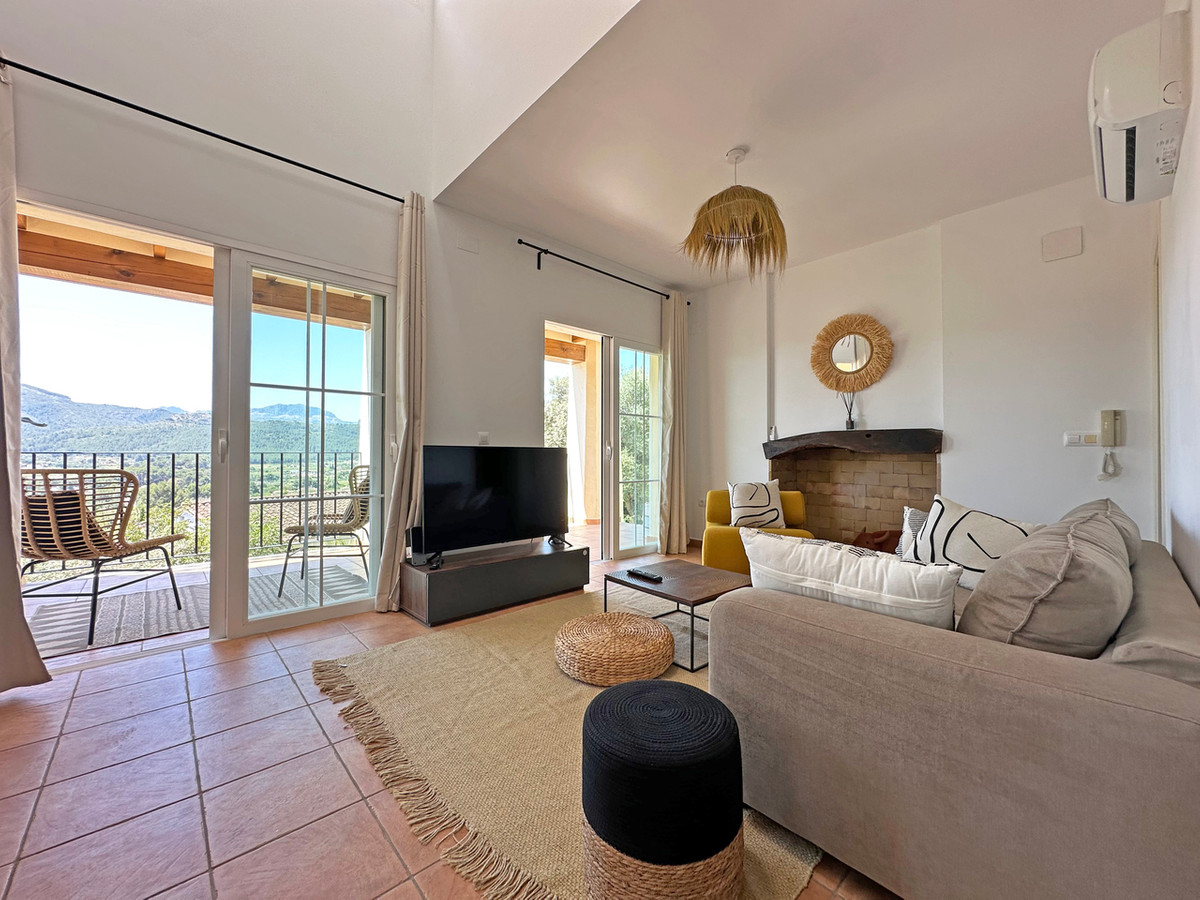 Se vende Villa - Chalet de 3 dormitorios en Costa Blanca, Alicante, España