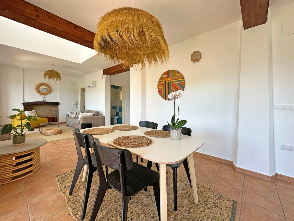 Se vende Villa - Chalet de 3 dormitorios en Costa Blanca, Alicante, España