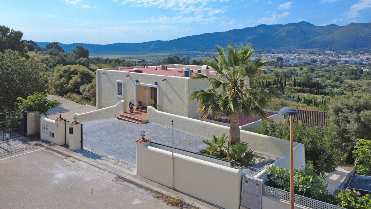 Se vende Villa - Chalet de 3 dormitorios en Costa Blanca, Alicante, España