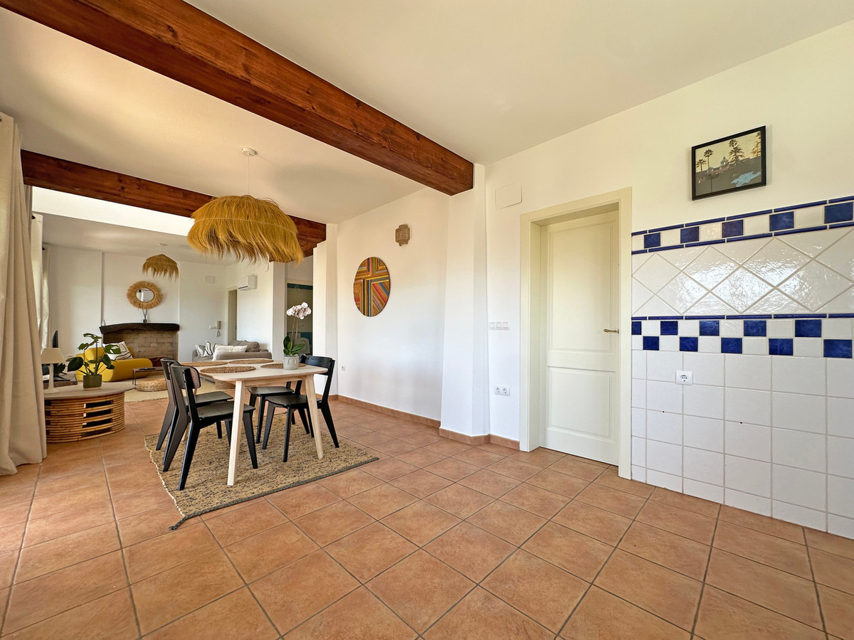 Se vende Villa - Chalet de 3 dormitorios en Costa Blanca, Alicante, España
