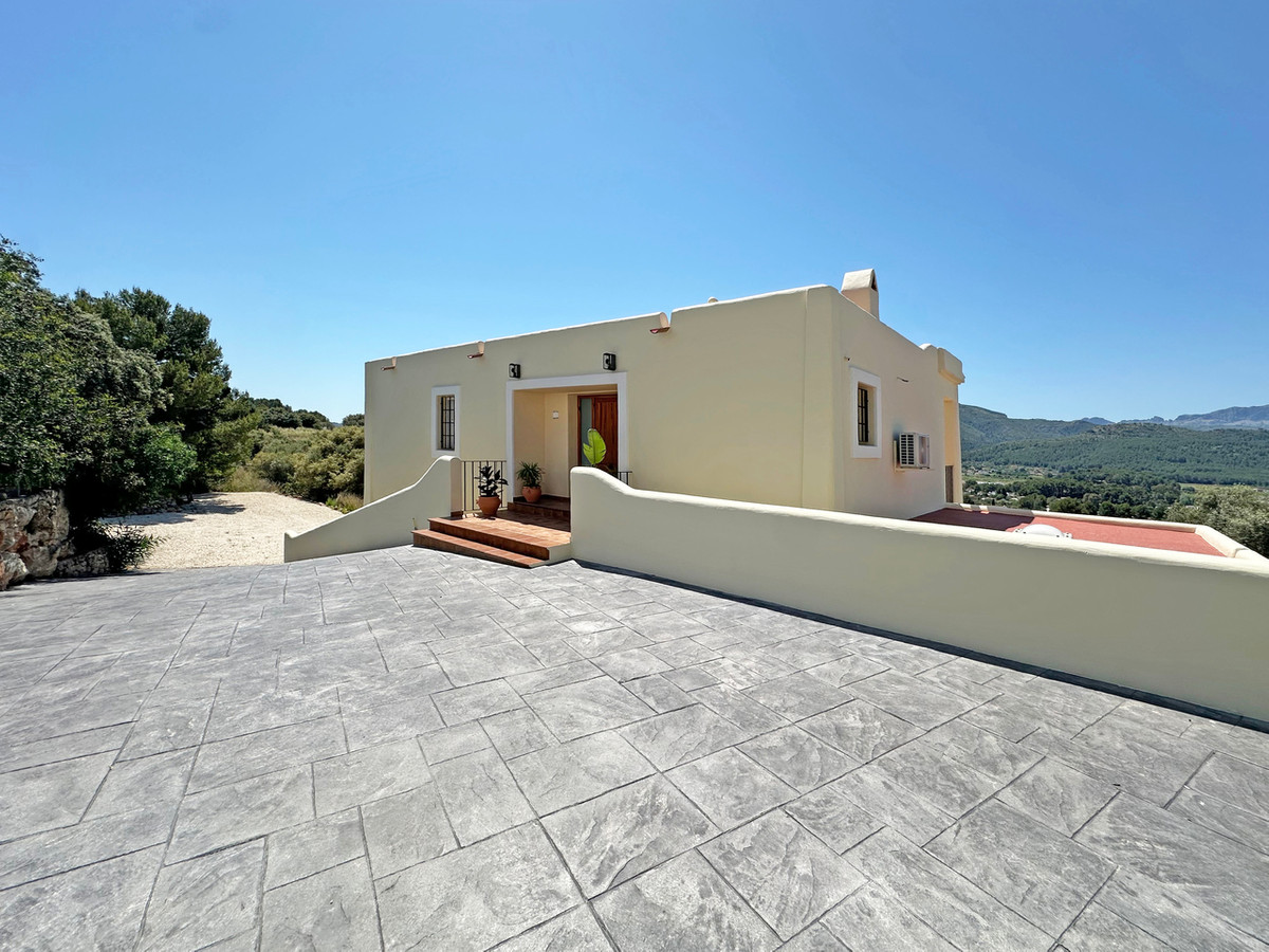 Se vende Villa - Chalet de 3 dormitorios en Costa Blanca, Alicante, España