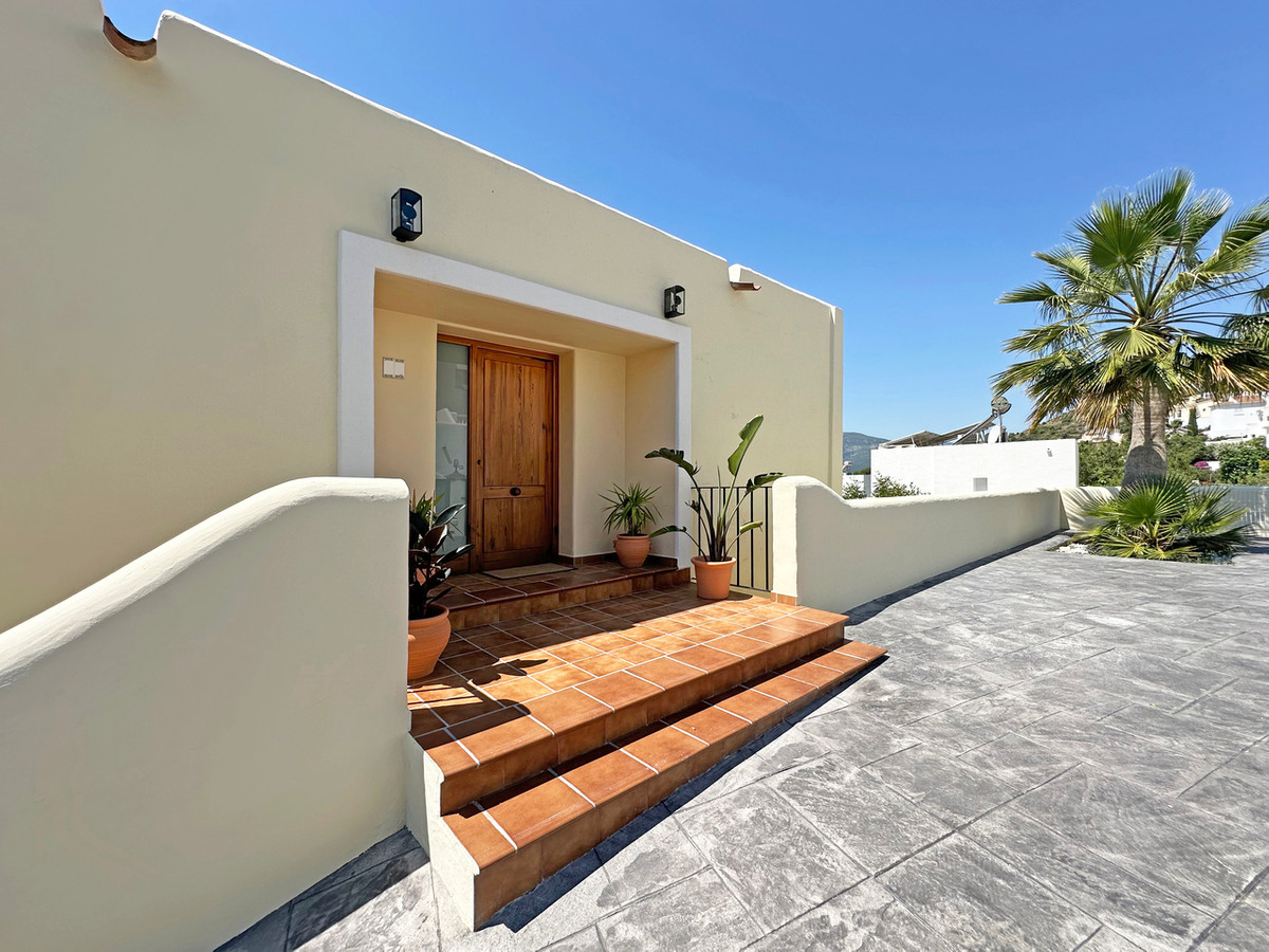 Se vende Villa - Chalet de 3 dormitorios en Costa Blanca, Alicante, España