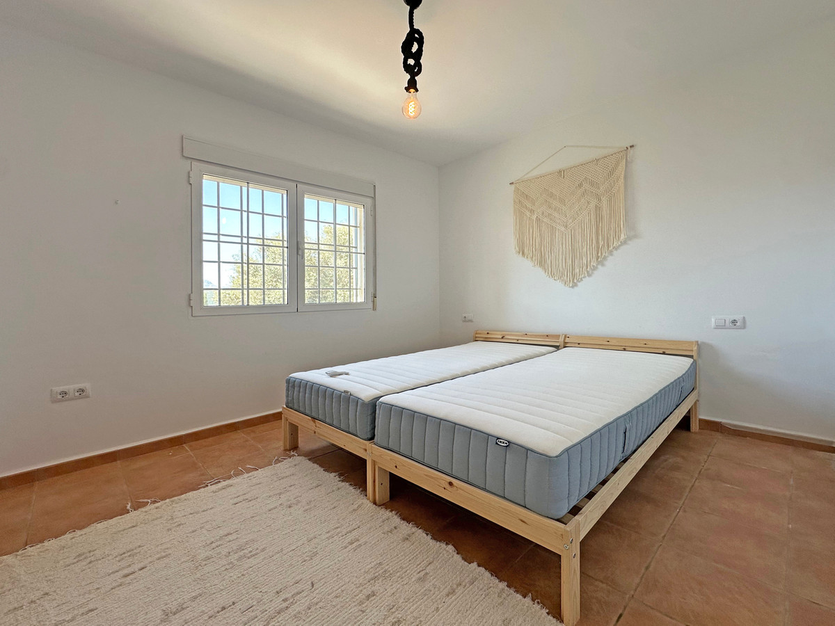 Se vende Villa - Chalet de 3 dormitorios en Costa Blanca, Alicante, España