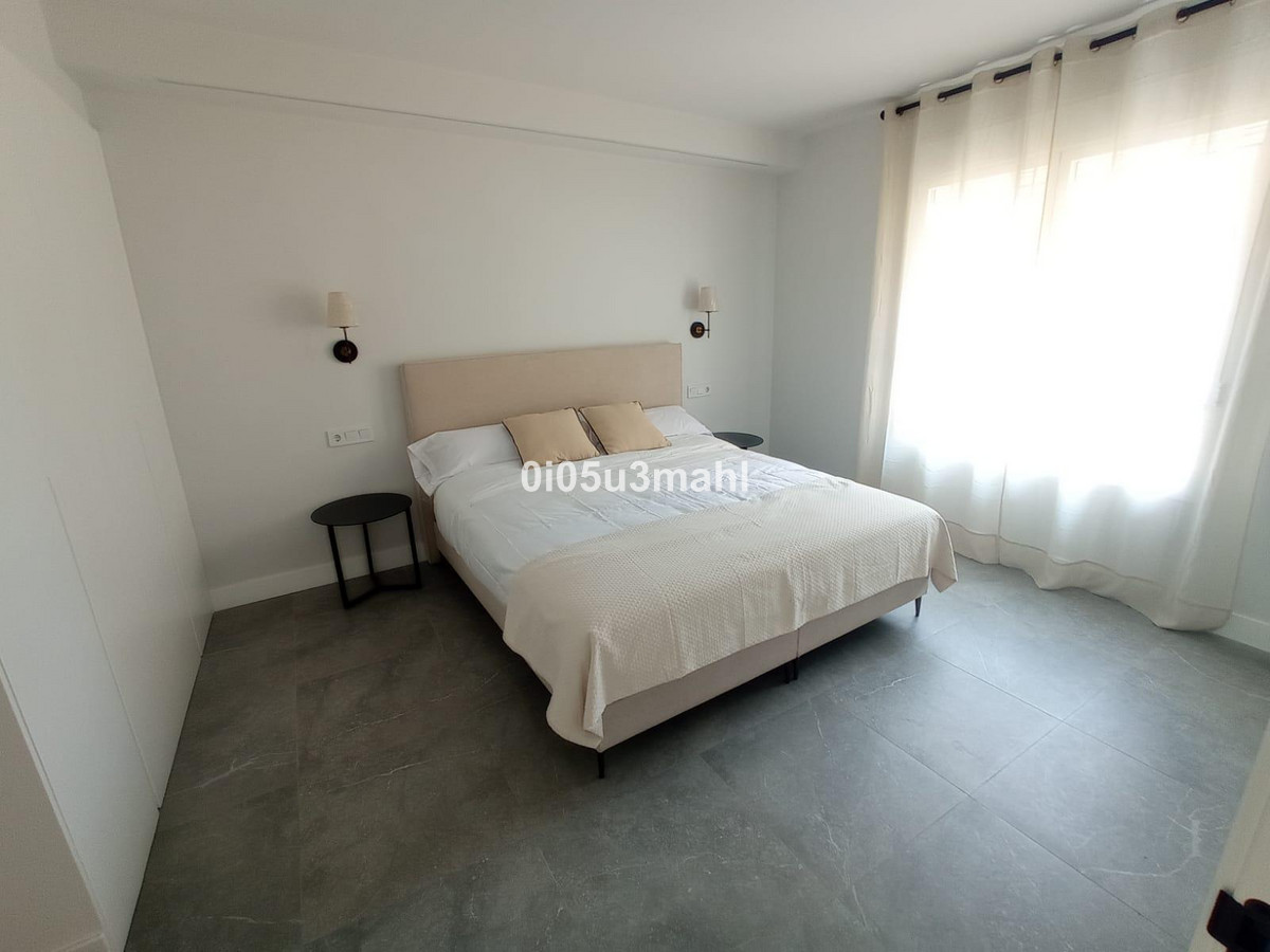3 Bed Apartment for sale in Centro Histórico Málaga Ciudad, Málaga, Spain