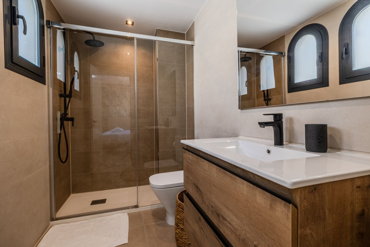 Se vende Adosada de 3 dormitorios en Costa Del Sol, Málaga, España