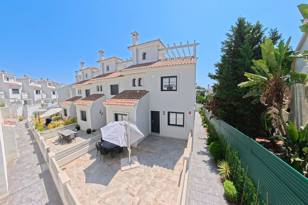Se vende Adosada de 3 dormitorios en Costa Del Sol, Málaga, España
