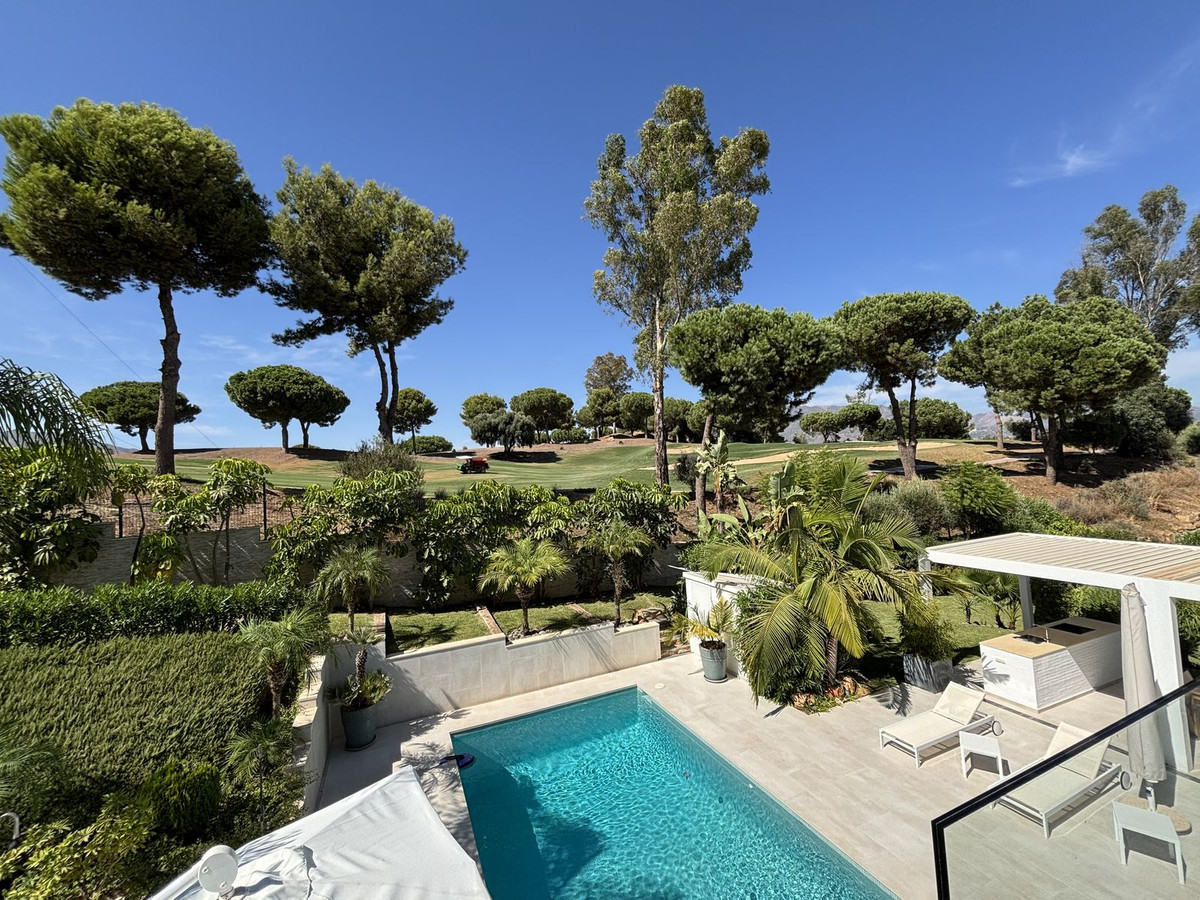 5 Bed Townhouse for sale in La Cala Golf Costa Del Sol, Málaga, Spain