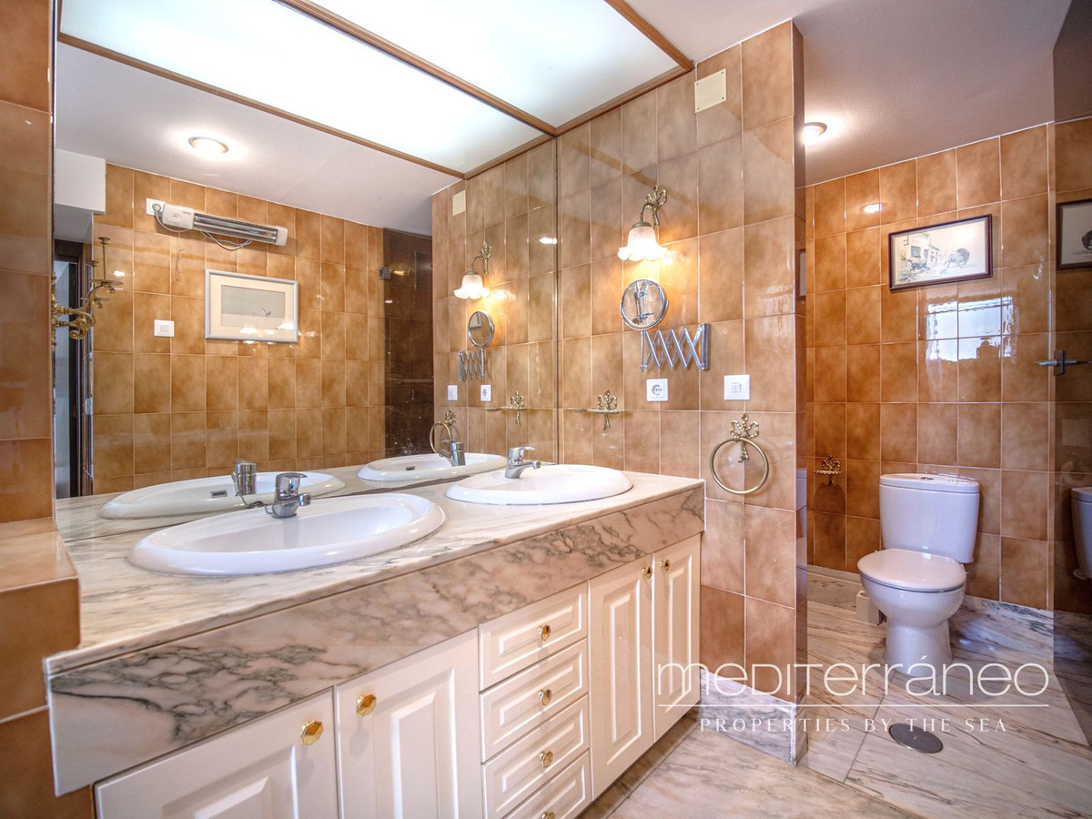 3 Bed Apartment for sale in Benalmadena Costa Del Sol, Málaga, Spain