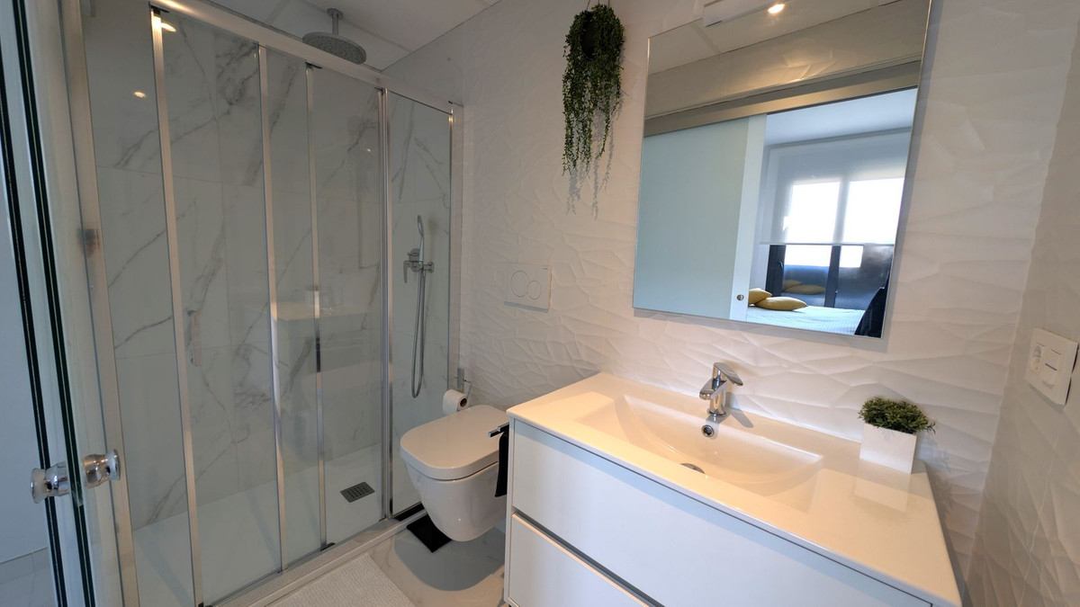 Se vende Ático de 2 dormitorios en Costa Blanca, Alicante, España