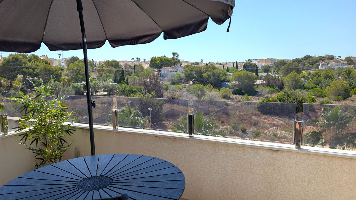 Se vende Ático de 2 dormitorios en Costa Blanca, Alicante, España