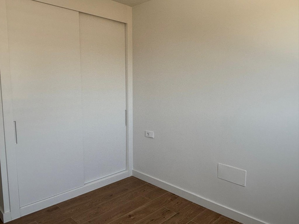 2 Bed Apartment for sale in Fuengirola Costa Del Sol, Málaga, Spain