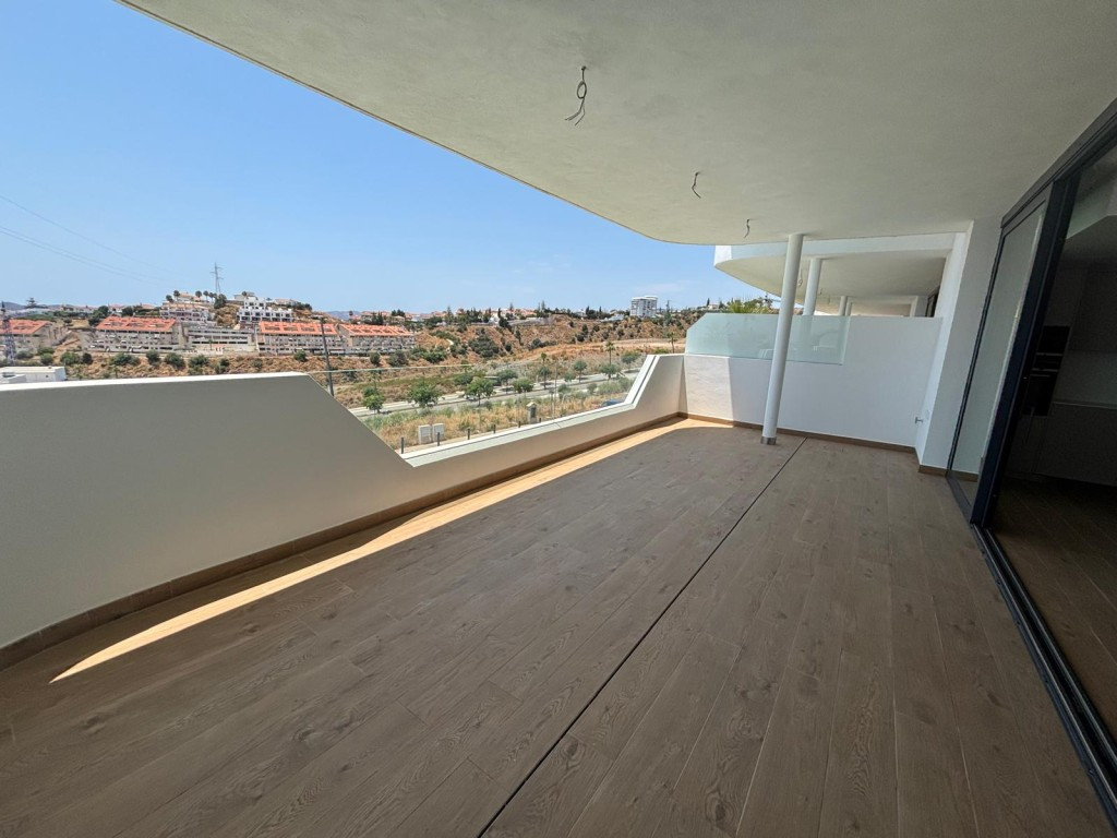 2 Bed Apartment for sale in Fuengirola Costa Del Sol, Málaga, Spain