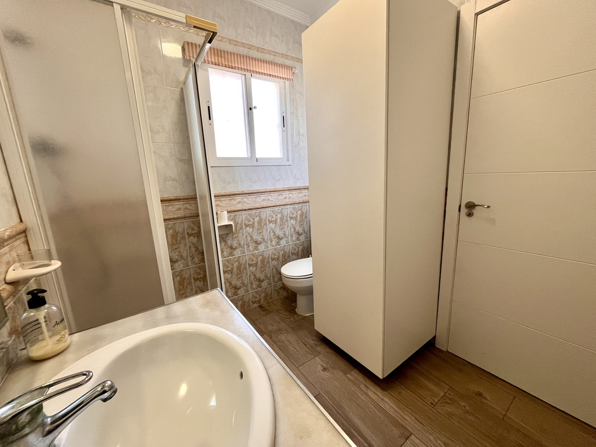 4 Bed Townhouse for sale in San Miguel De Salinas Costa Blanca, Alicante, Spain