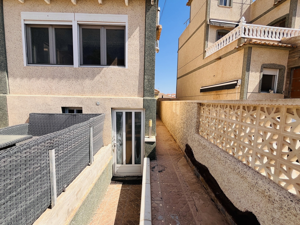 4 Bed Townhouse for sale in San Miguel De Salinas Costa Blanca, Alicante, Spain