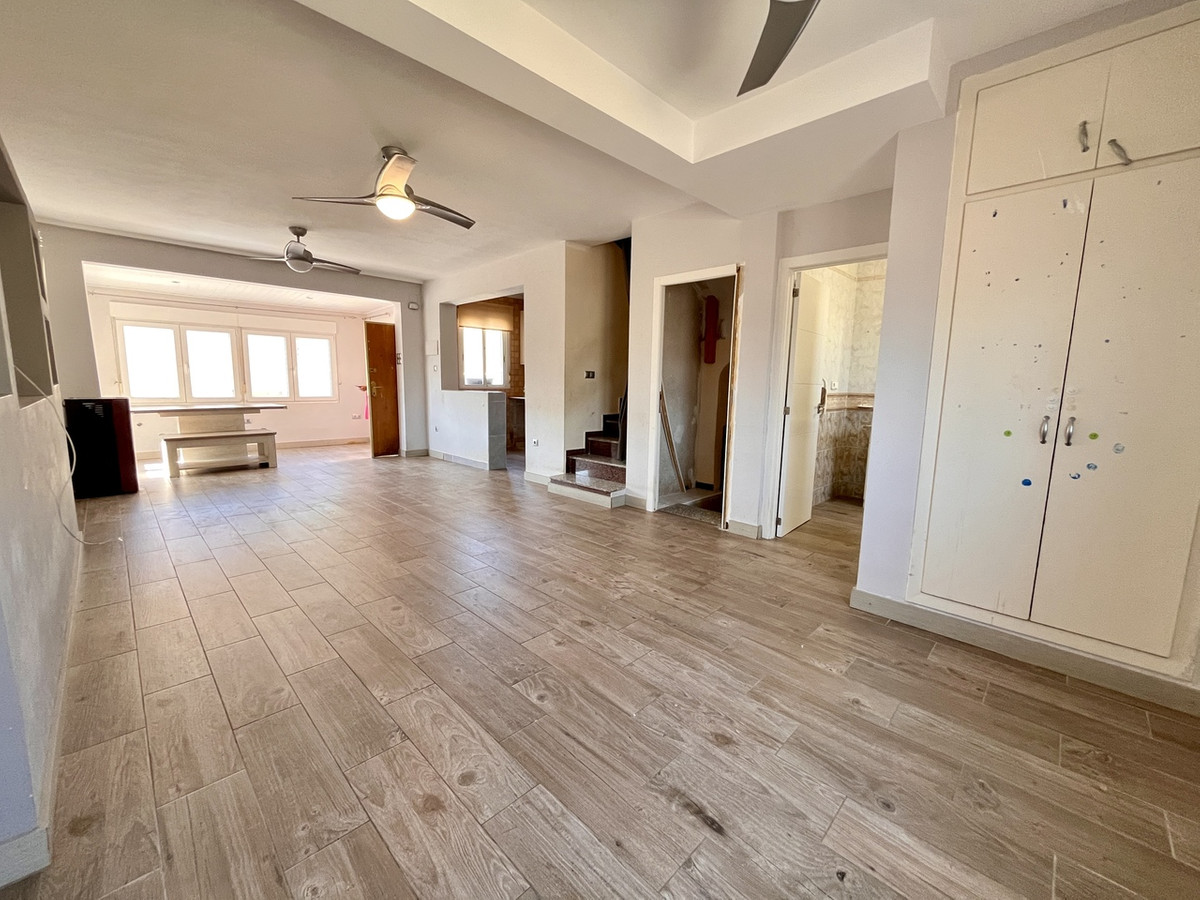 4 Bed Townhouse for sale in San Miguel De Salinas Costa Blanca, Alicante, Spain