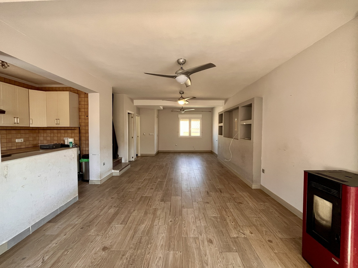4 Bed Townhouse for sale in San Miguel De Salinas Costa Blanca, Alicante, Spain