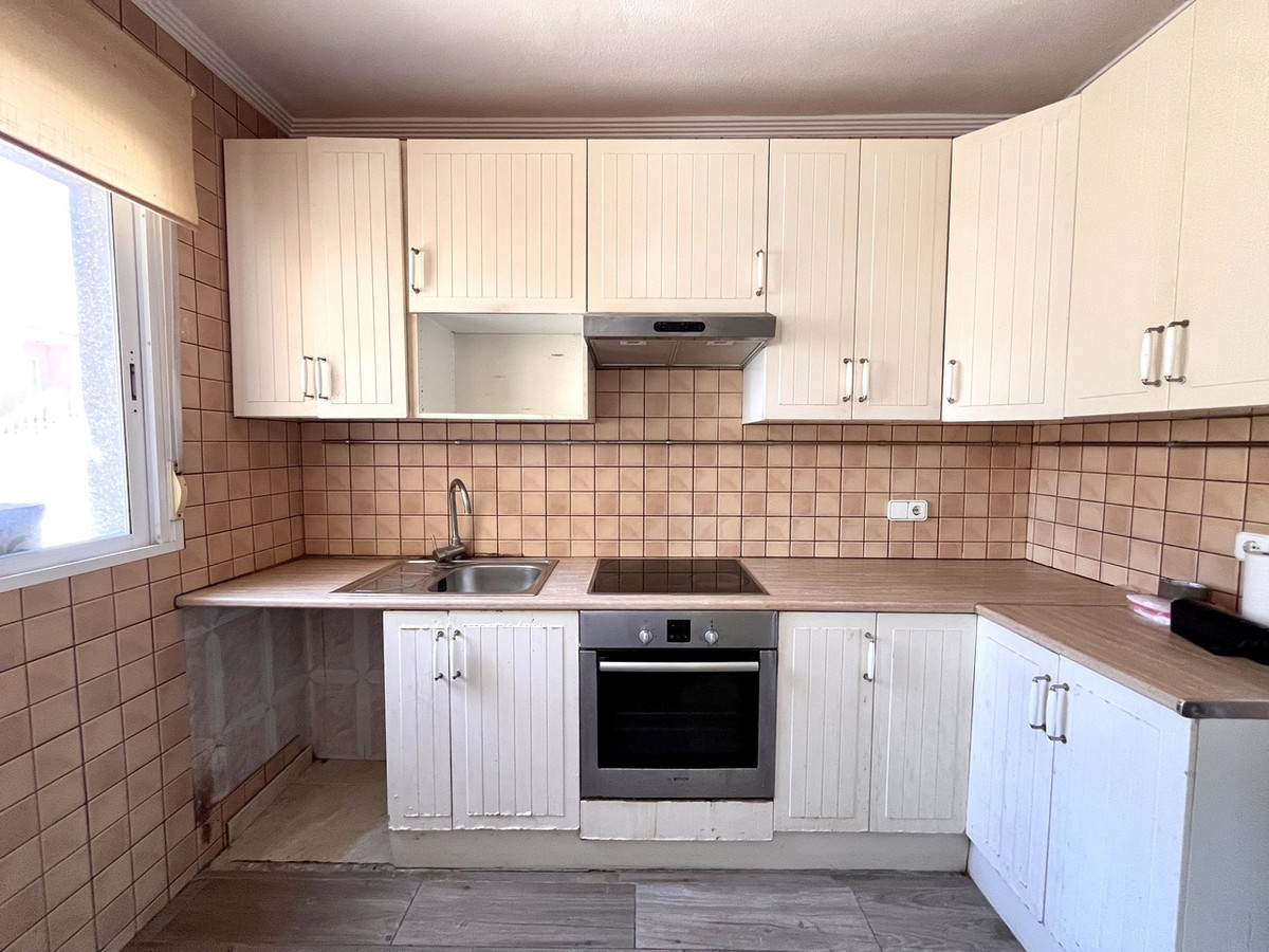 4 Bed Townhouse for sale in San Miguel De Salinas Costa Blanca, Alicante, Spain