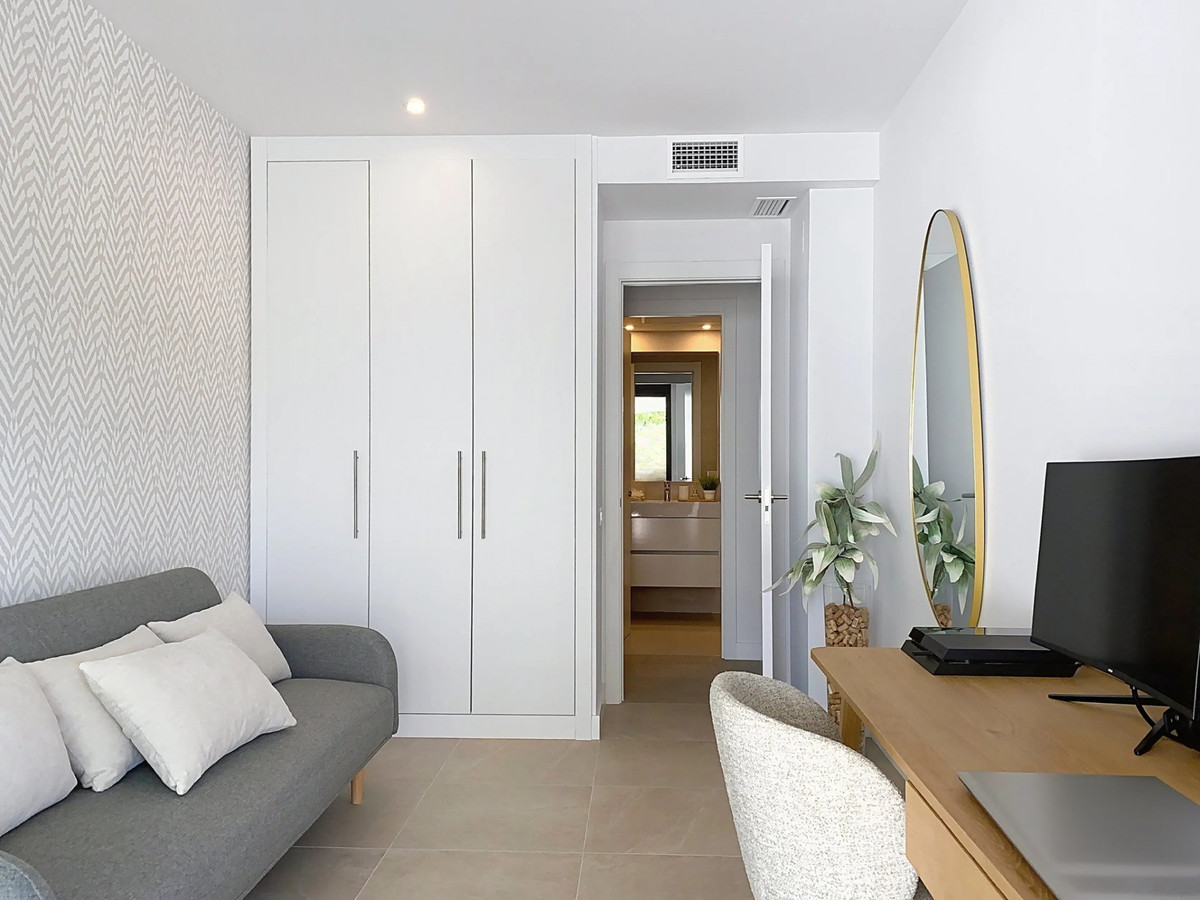 4 Bed Apartment for sale in Estepona Costa Del Sol, Málaga, Spain