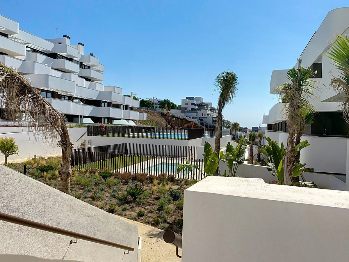4 Bed Apartment for sale in Estepona Costa Del Sol, Málaga, Spain