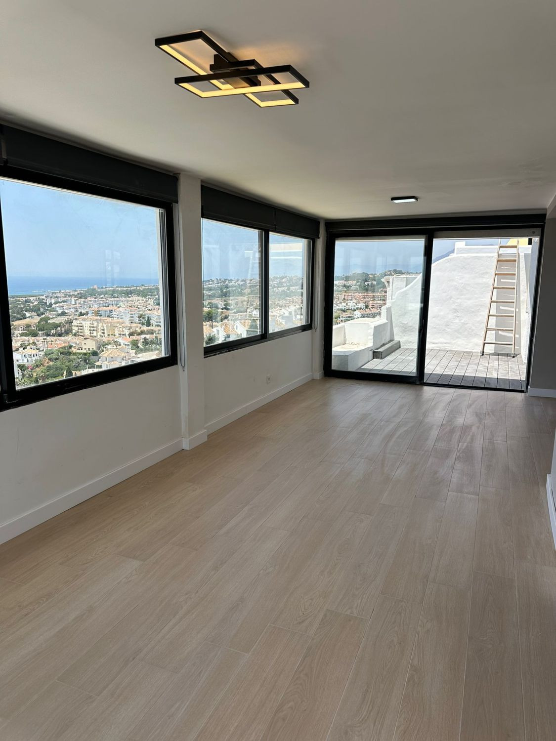 3 Bed Apartment for sale in Riviera Del Sol Costa Del Sol, Málaga, Spain