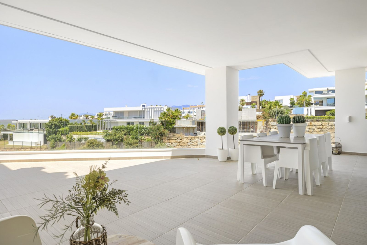 3 Bed Apartment for sale in Cabopino Costa Del Sol, Málaga, Spain