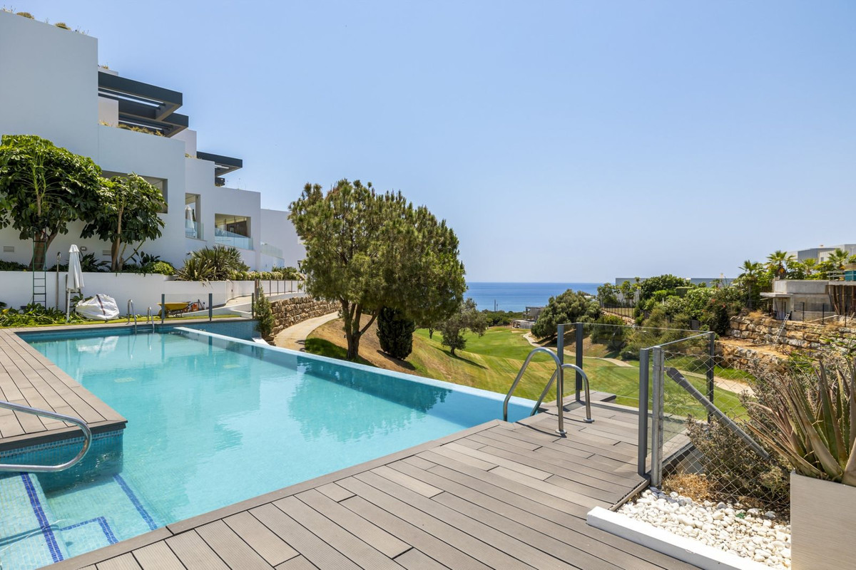 3 Bed Apartment for sale in Cabopino Costa Del Sol, Málaga, Spain