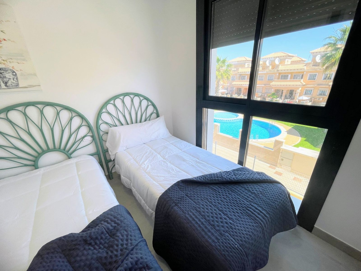 Se vende Ático de 2 dormitorios en Costa Blanca, Alicante, España