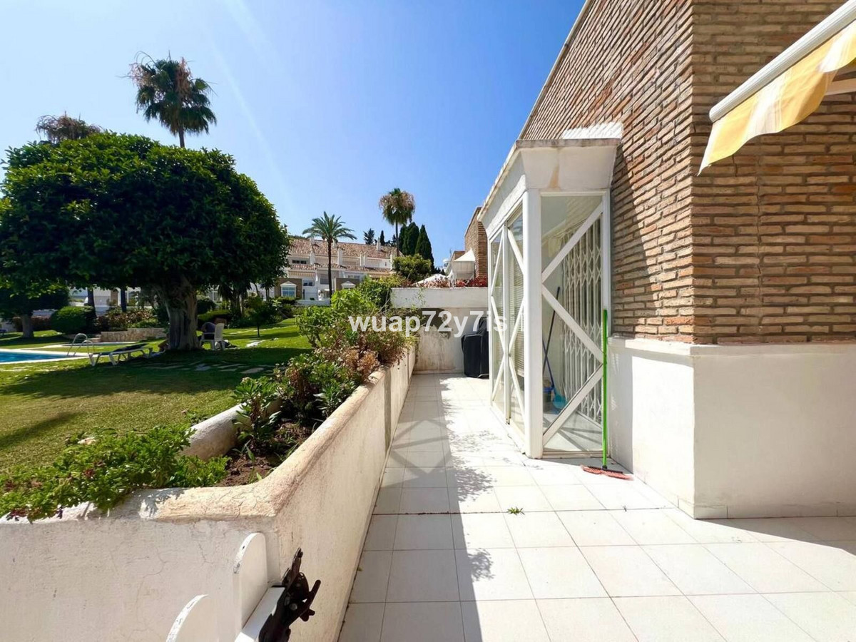 Se vende Adosada de 2 dormitorios en Costa Del Sol, Málaga, España