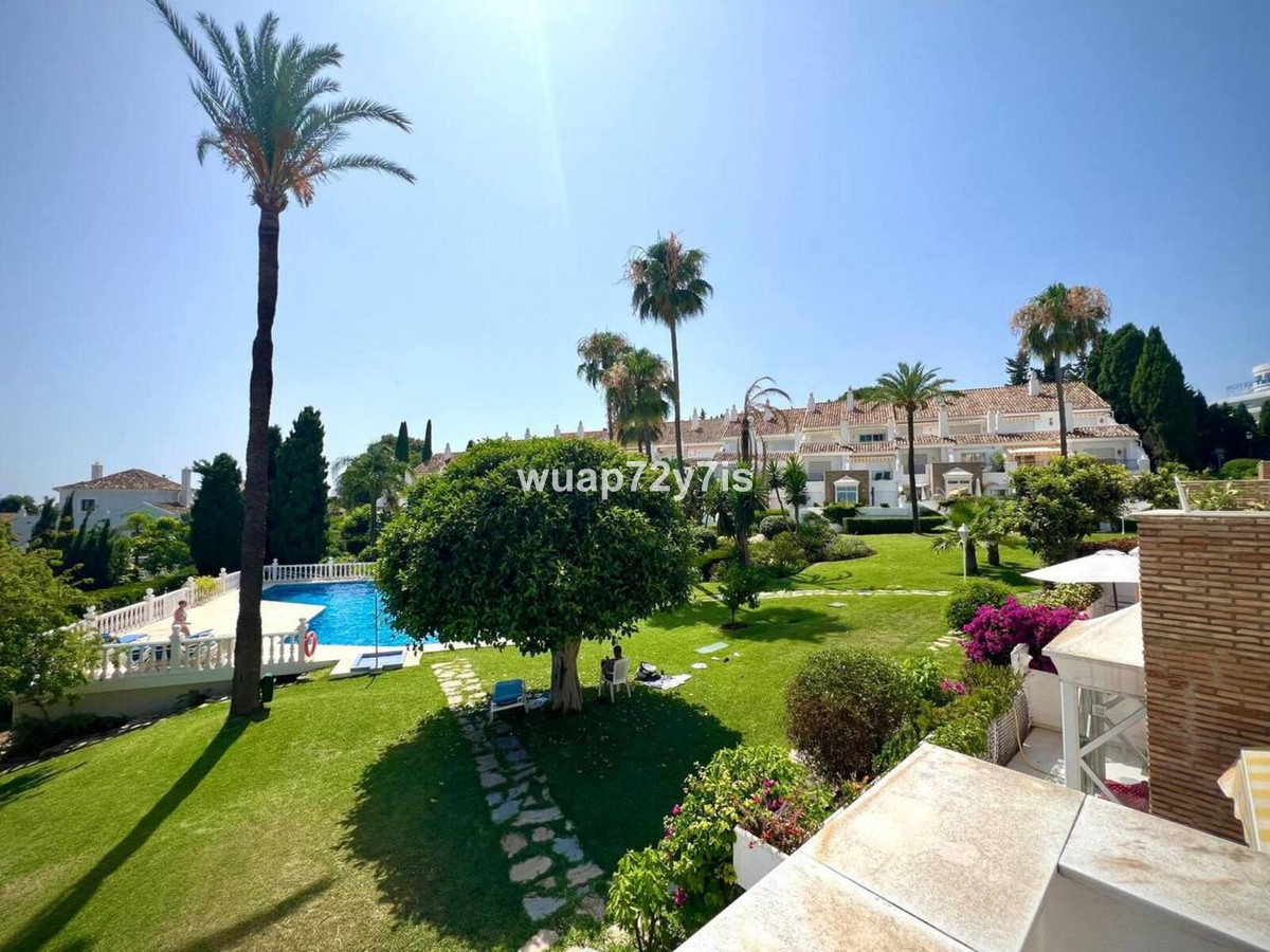 Se vende Adosada de 2 dormitorios en Costa Del Sol, Málaga, España