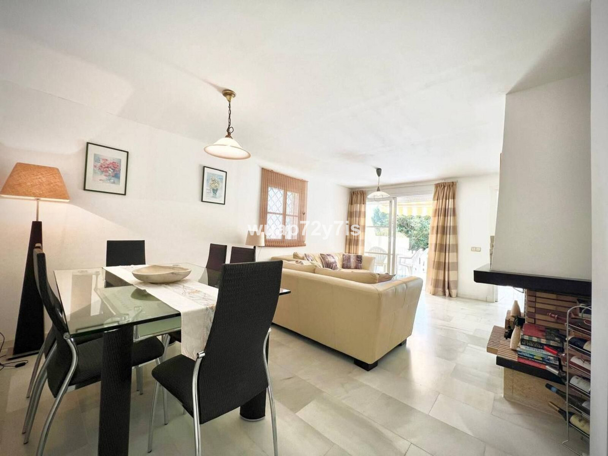 Se vende Adosada de 2 dormitorios en Costa Del Sol, Málaga, España