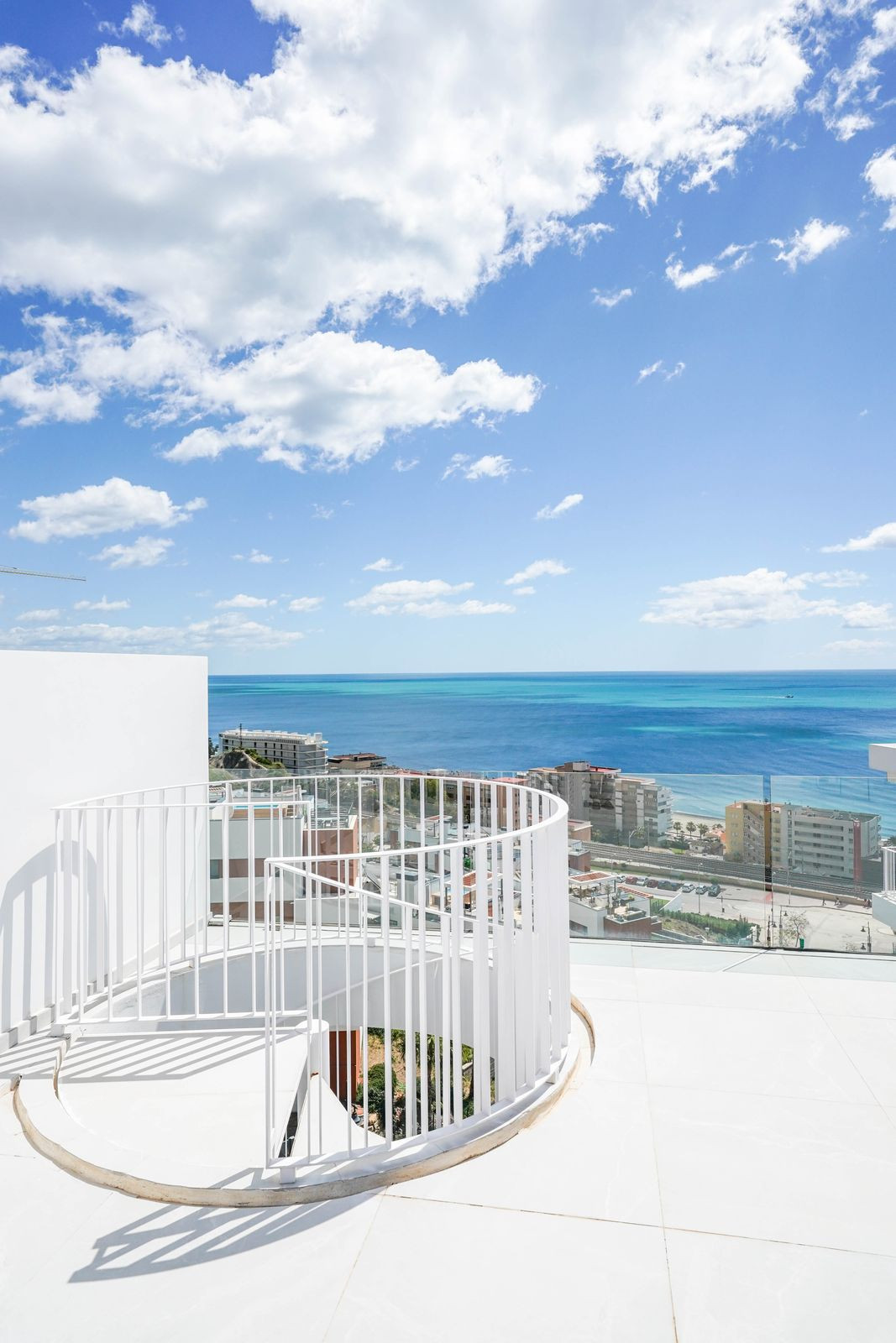 2 Bed Apartment for sale in Fuengirola Costa Del Sol, Málaga, Spain
