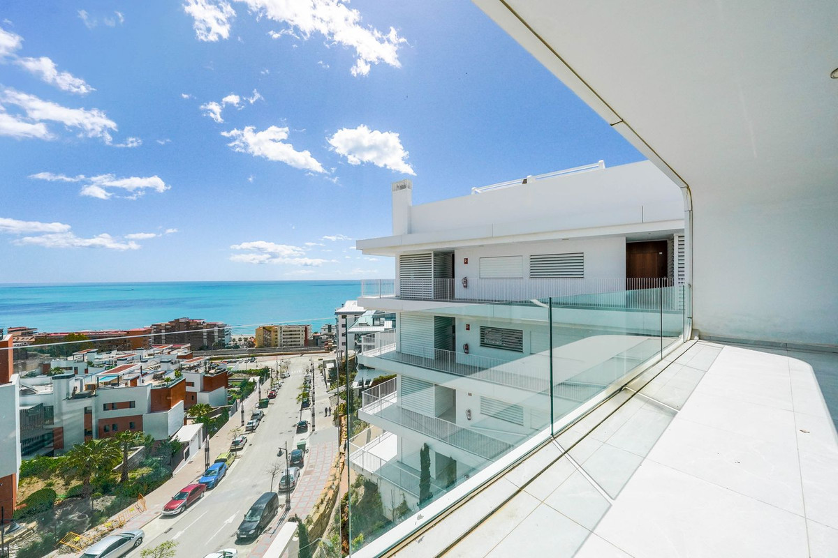 2 Bed Apartment for sale in Fuengirola Costa Del Sol, Málaga, Spain