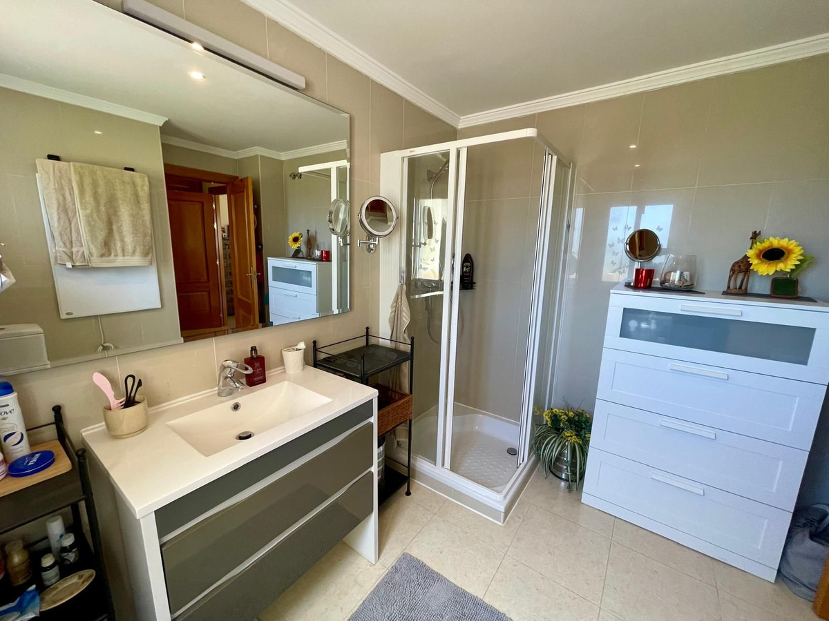 3 Bed Apartment for sale in Mijas Costa Del Sol, Málaga, Spain