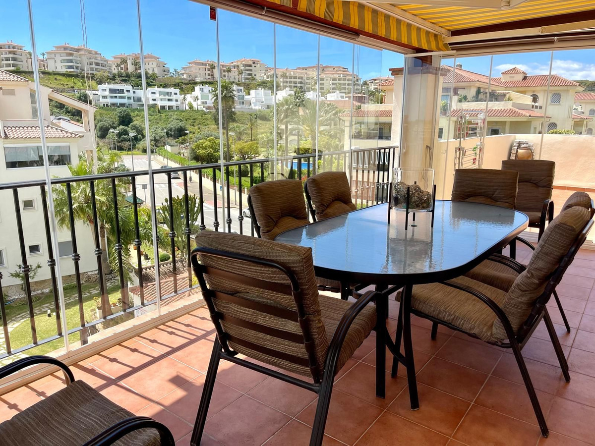 3 Bed Apartment for sale in Mijas Costa Del Sol, Málaga, Spain